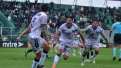 San Martín golpeó primero: Jaurena abrió el marcador ante Nueva Chicago