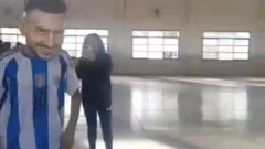 La “Scaloneta” desembarcó en una escuela sanjuanina y desató una fiesta