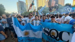 “Esto es increíble”: el sanjuanino Eduardo Olmedo y la emoción de vivir el banderazo argentino en Dallas