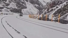 Turismo en invierno: por el clima y el alerta se espera que los turistas reserven a último momento
