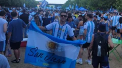 El regalo que jamás olvidará: viajó al Mundial por sus 18 años y ahora vive con euforia la previa de Argentina