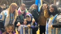 Mira quienes fueron a festejar el triunfo de Argentina ante Suiza