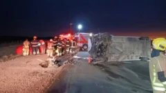 Tragedia en la ruta: chocó un colectivo con un auto y hay dos muertos